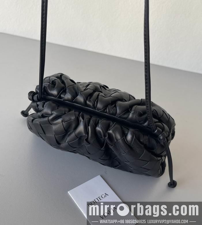 Bottega Veneta Replica Bags pouch 22x12x7cm BG 7