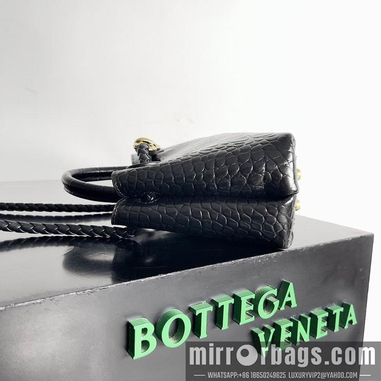 Bottega Veneta Replica Bags Andiamo 777614 22X9X15.5cm BG 5