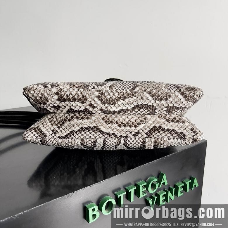 Bottega Veneta Replica Bags Liberta 27X16X6cm 011404 BG