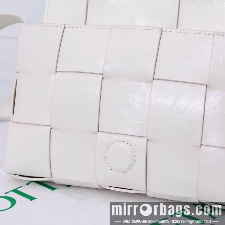 Bottega Veneta Replica Bags 3040 23X15X5cm XMY 5