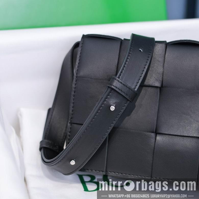 Bottega Veneta Replica Bags 6687 23x15x5cm DL