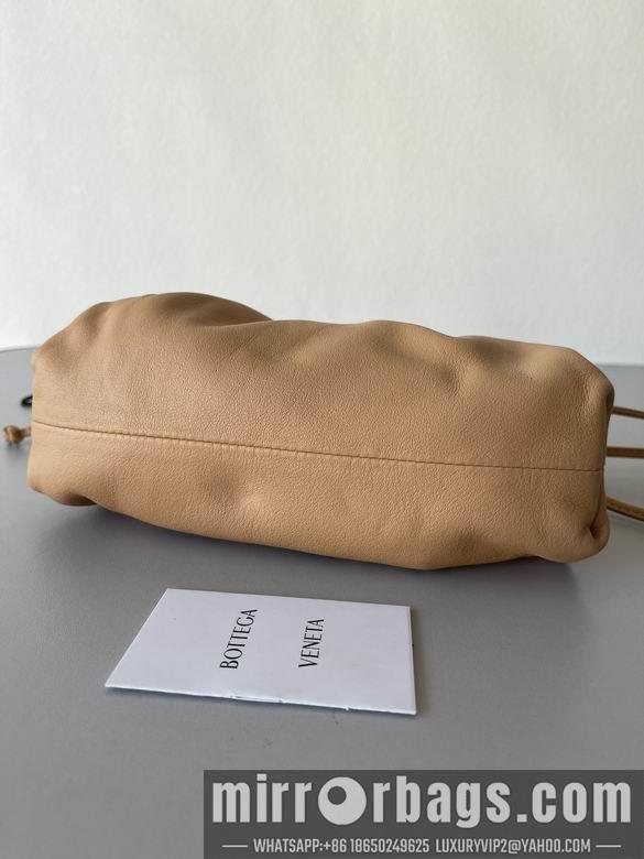Bottega Veneta Replica Bags Pouch 23x13x5cm BG 11