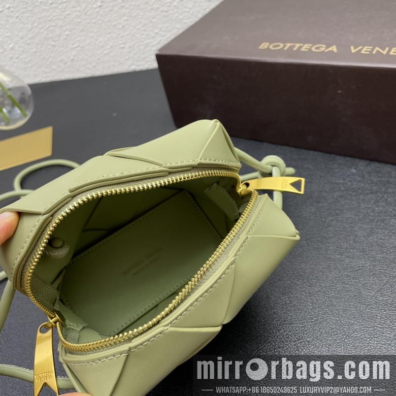 Bottega Veneta Replica Bags cassette 8855 17X17X11cm JY 1