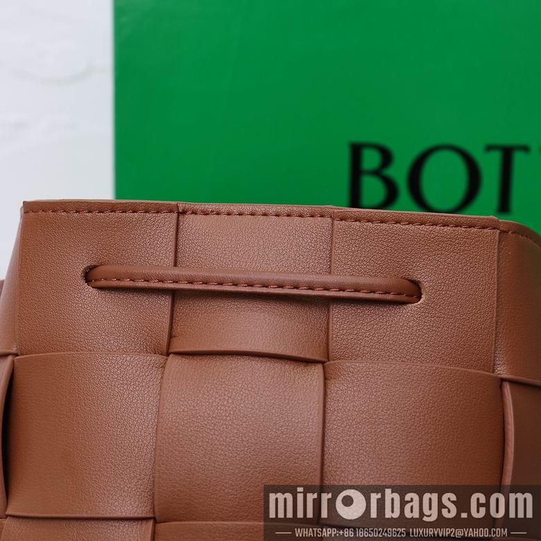 Bottega Veneta Replica Bags 8686 18X14X14cm YG 5