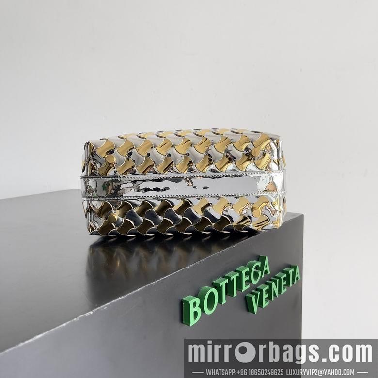 Bottega Veneta Replica Bags 754443 22X13X9cm YG 11