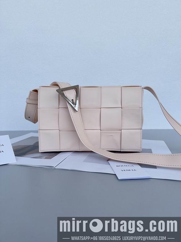 Bottega Veneta Replica Bags 667298 23x15x5cm BG 3