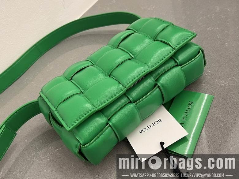 Bottega Veneta Replica Bags 19X12X5cm 032703 XM 3