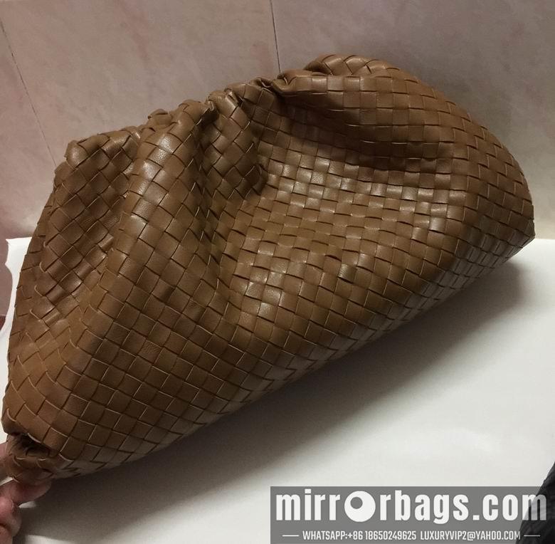 Bottega Veneta Replica Bags AD22158 38X20X8.5