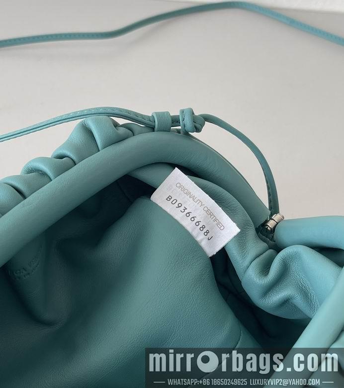 Bottega Veneta Replica Bags Pouch 23x13x5cm BG 20
