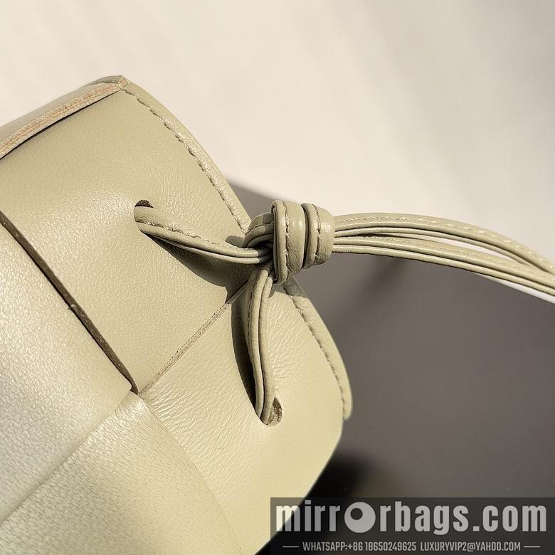 Bottega Veneta Replica Bags 680217 14x9x9cm BG 2