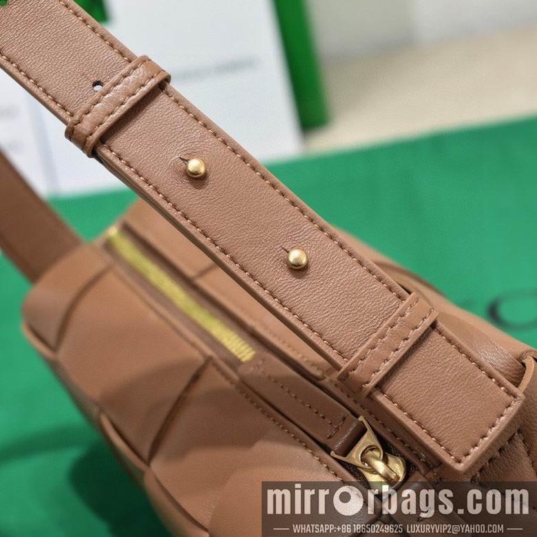 Bottega Veneta Replica Bags 9305 23.5X10X10cm EL 5