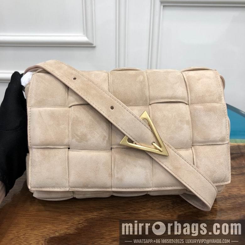 Bottega Veneta Replica Bags 1970 26x18x8cm BG