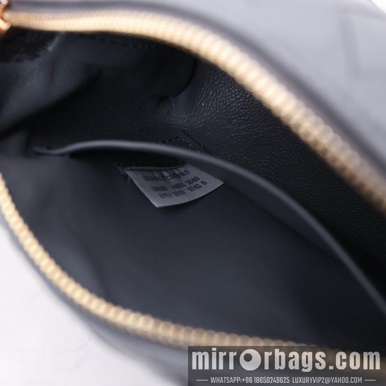Bottega Veneta Replica Bags 8809 17x10x6cm DL