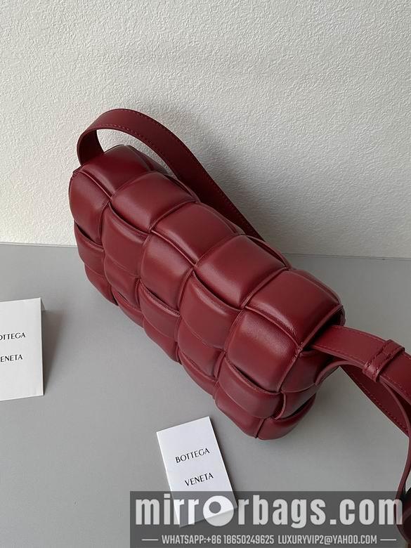 Bottega Veneta Replica Bags 70094 26x18x8cm BG 16