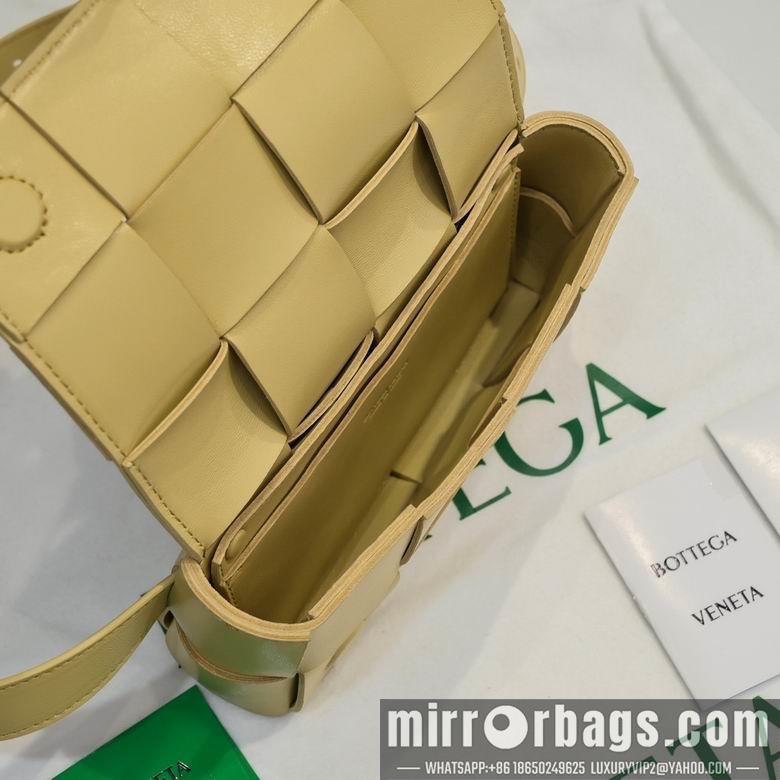 Bottega Veneta Replica Bags 6815 17.5x9.5x5cm DL 1