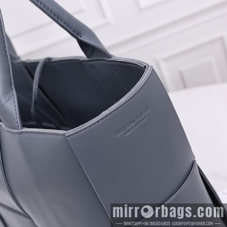 Bottega Veneta Replica Bags AD2218A 36X22X12