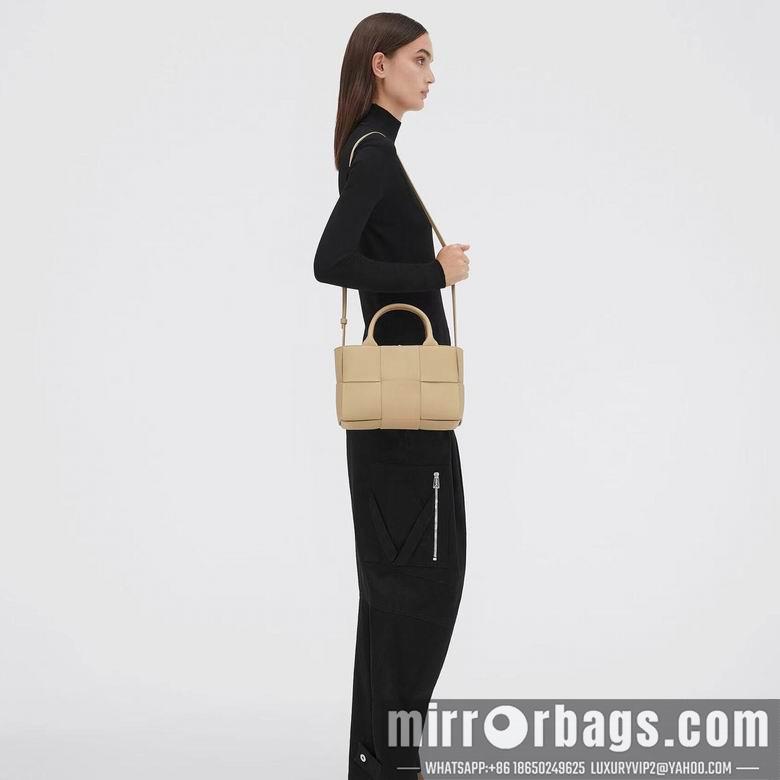 Bottega Veneta Replica Bags 2236 25X16X8cm EL 5
