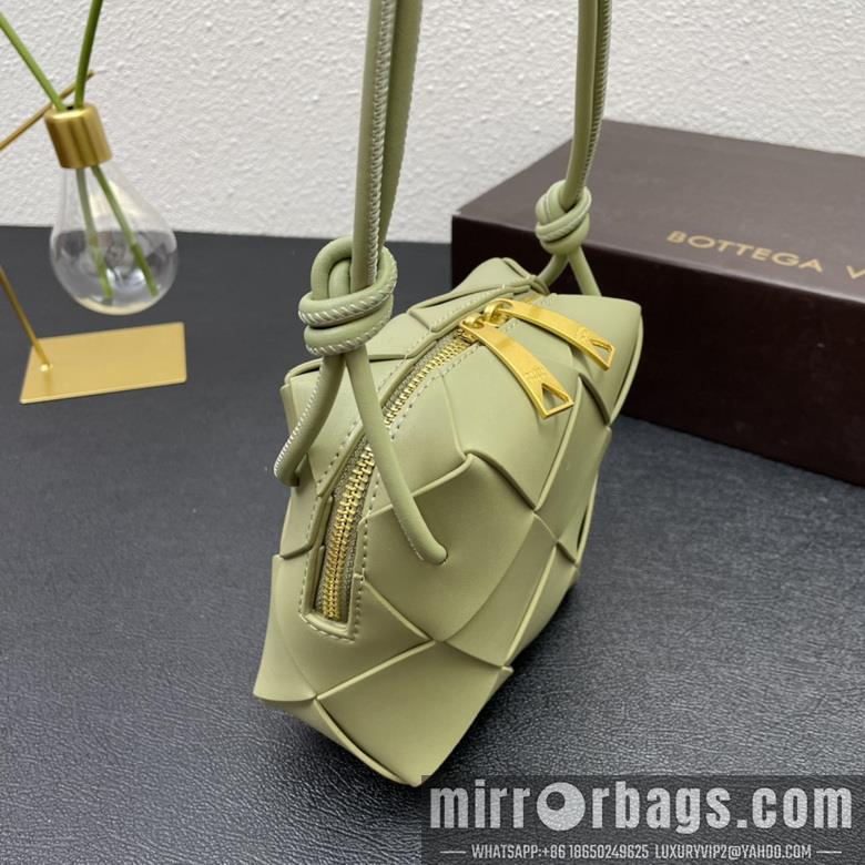Bottega Veneta Replica Bags cassette 8855 17X17X11cm JY 1