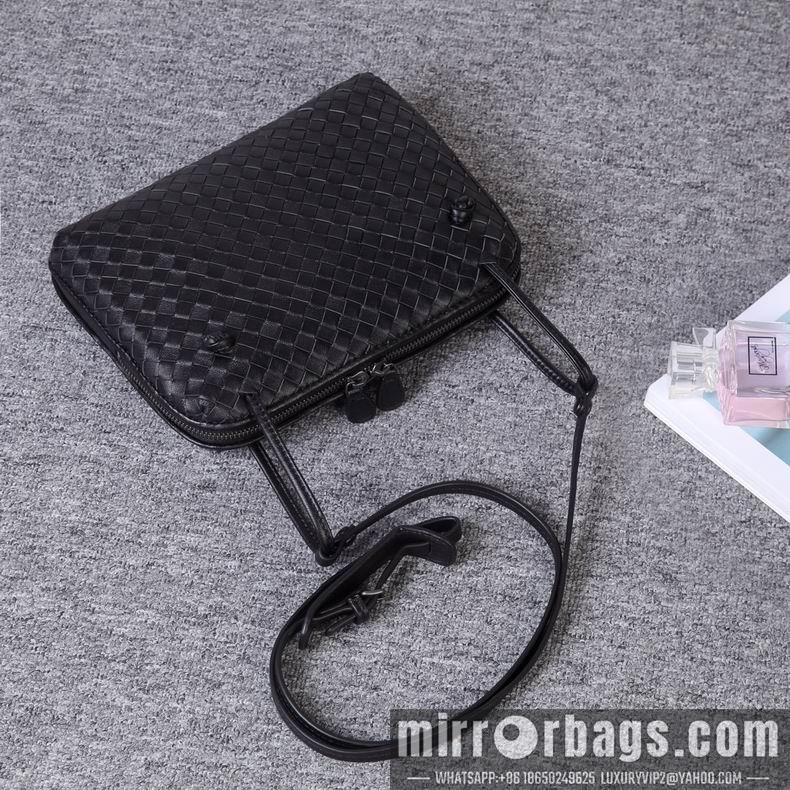 Bottega Veneta Replica Bags 25x19x5 cm dl