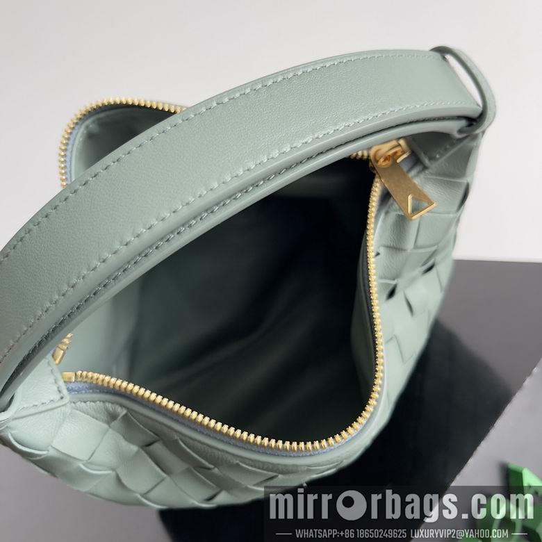 Bottega Veneta Replica Bags 754443 22X13X9cm YG 14