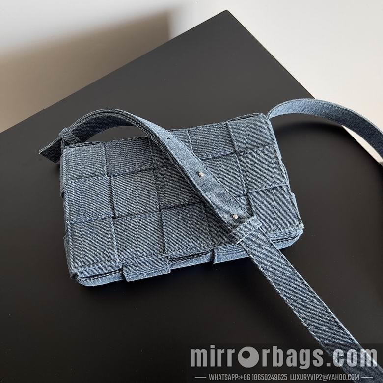Bottega Veneta Replica Bags 710188 23x15x5.5cm BG 1