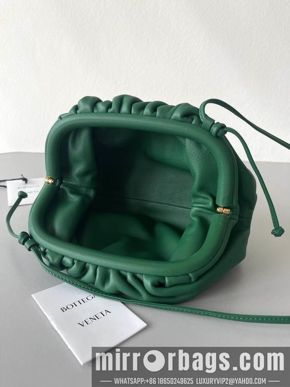 Bottega Veneta Replica Bags Pouch 23x13x5cm BG 5