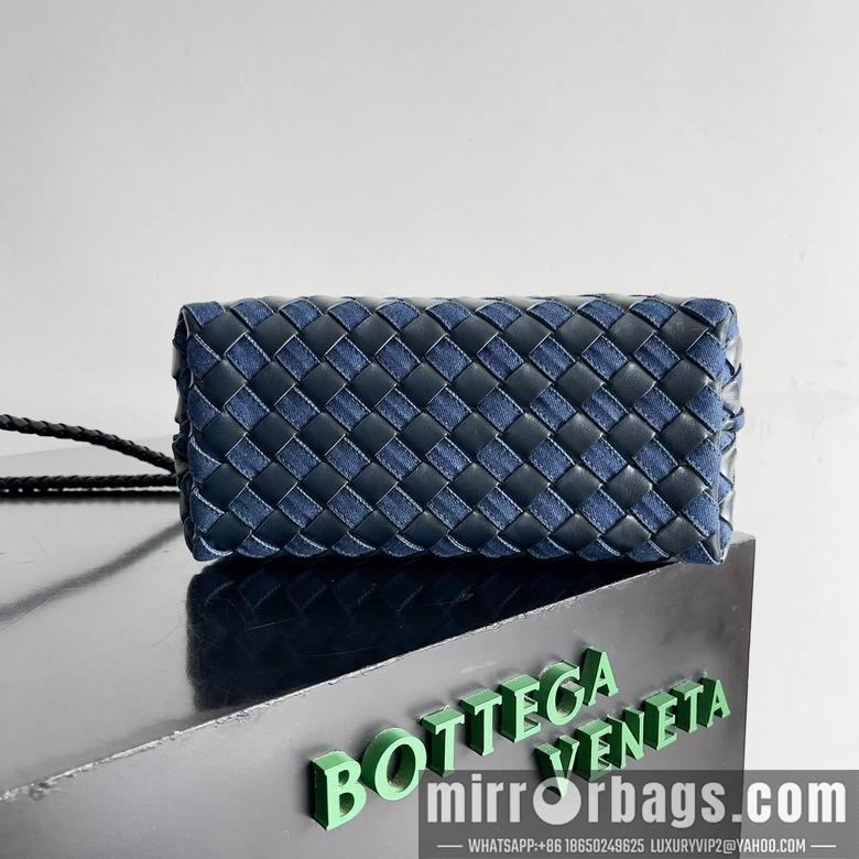 Bottega Veneta Replica Bags Andiamo 743568 25X22X10.5cm BG