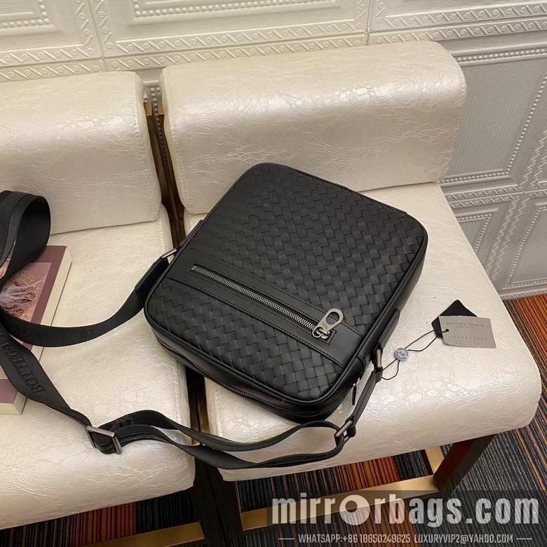 Bottega Veneta Replica Bags 8127-3 24X27X6.5cm WP