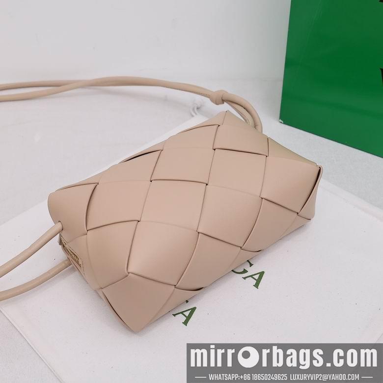 Bottega Veneta Replica Bags 002 14X22X7cm XMY 2