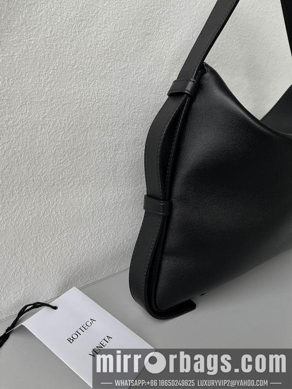 Bottega Veneta Replica Bags Cradle 31.5x正面高23x反面高35x5.5cm  BG