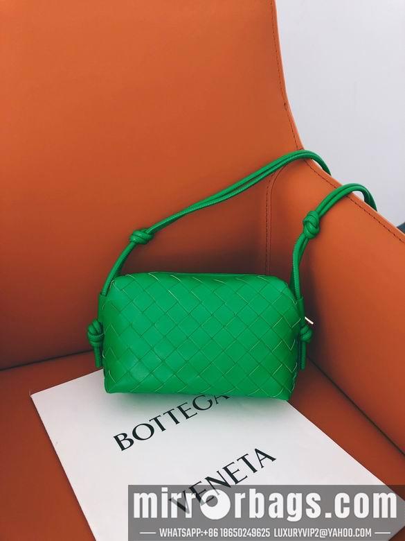Bottega Veneta Replica Bags 666683 17x10x6cm BG