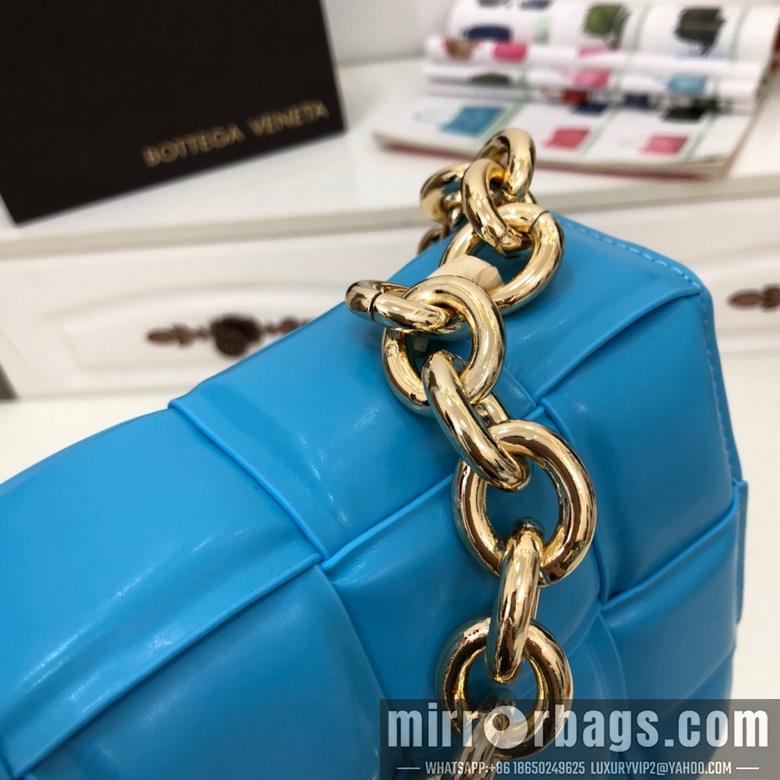 Bottega Veneta Replica Bags padded cassette 9942 26cm JY 8