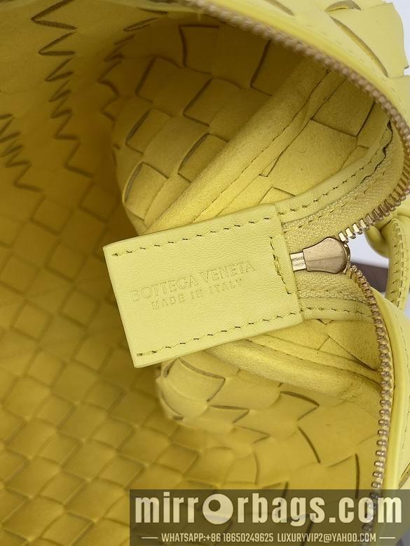 Bottega Veneta Replica Bags 680255 25x15x8cm BG 2