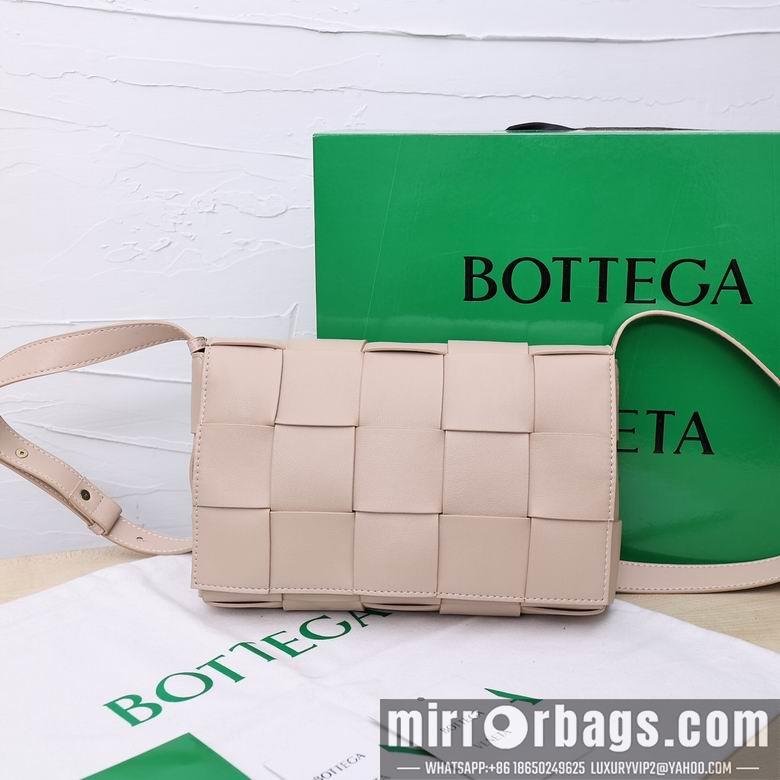 Bottega Veneta Replica Bags Cassette 3029 23X15X5.5cm XMY 5