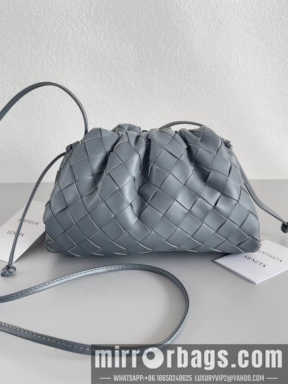 Bottega Veneta Replica Bags pouch 22x12x7cm BG 13