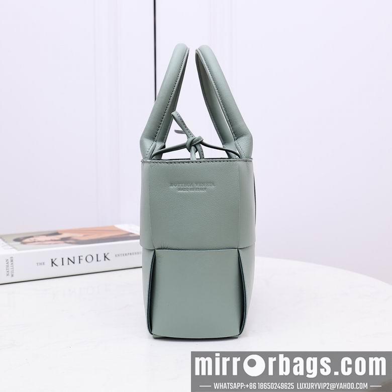 Bottega Veneta Replica Bags 2236 25X16X8cm EL 4