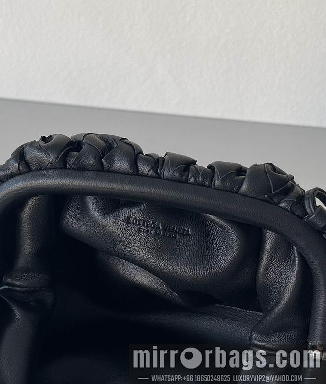 Bottega Veneta Replica Bags pouch 22x12x7cm BG 7