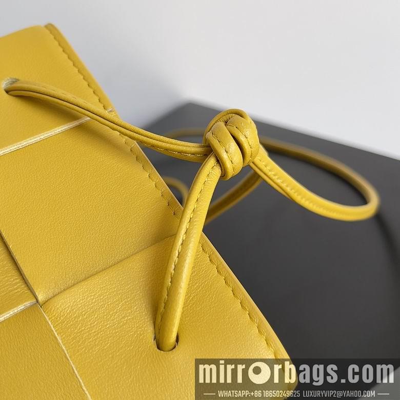 Bottega Veneta Replica Bags 680218 18x14x14cm BG 1