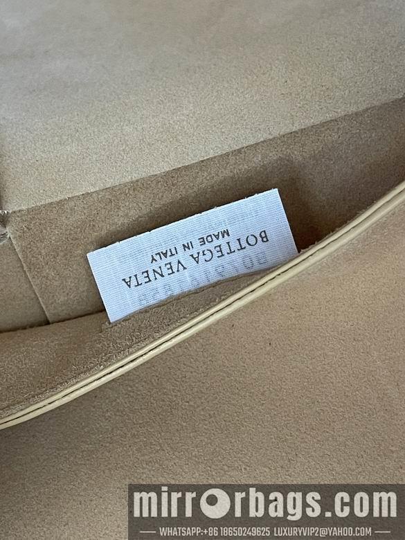 Bottega Veneta Replica Bags Intreccio 609175 38x25x14cm BG