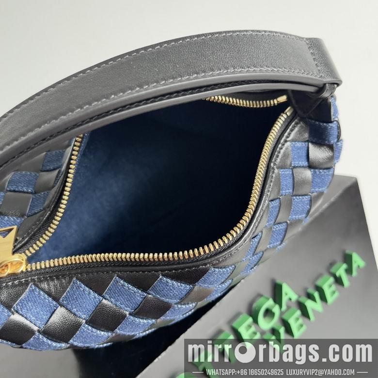 Bottega Veneta Replica Bags 796393 22X13X9cm
