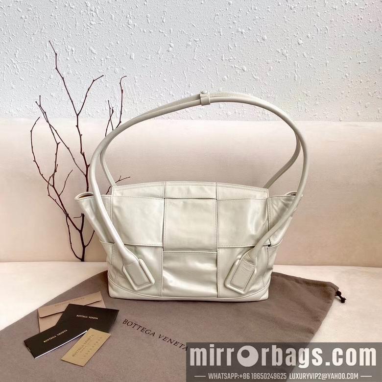 Bottega Veneta Replica Bags Arco G777 BG
