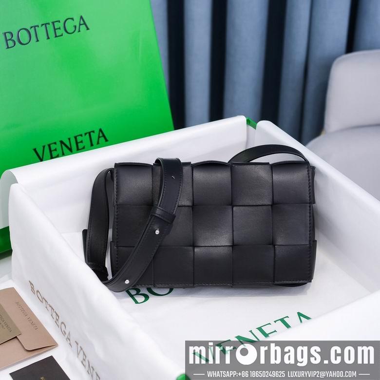 Bottega Veneta Replica Bags 6687 23x15x5cm DL