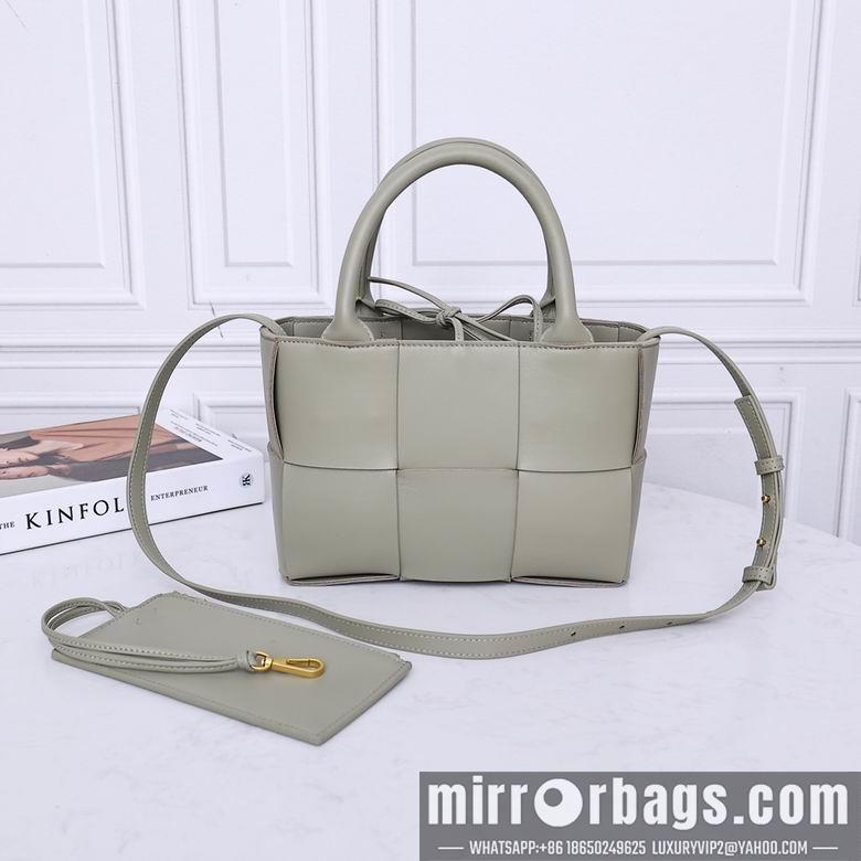 Bottega Veneta Replica Bags 2236 25X16X8cm EL 11