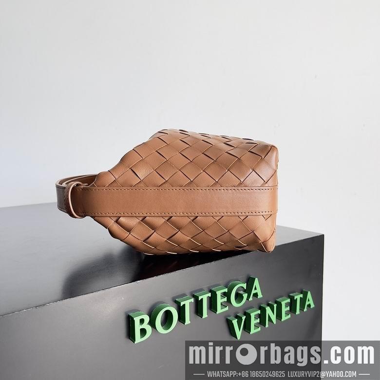 Bottega Veneta Replica Bags 754443 22X13X9cm YG 8