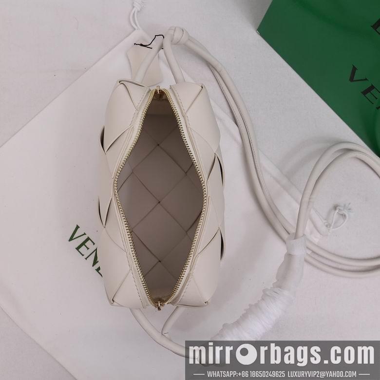 Bottega Veneta Replica Bags 002 14X22X7cm XMY 1