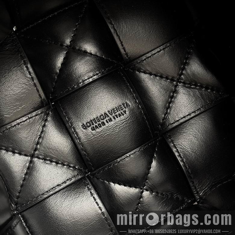 Bottega Veneta Replica Bags 717187 18x14x14cm BG 2