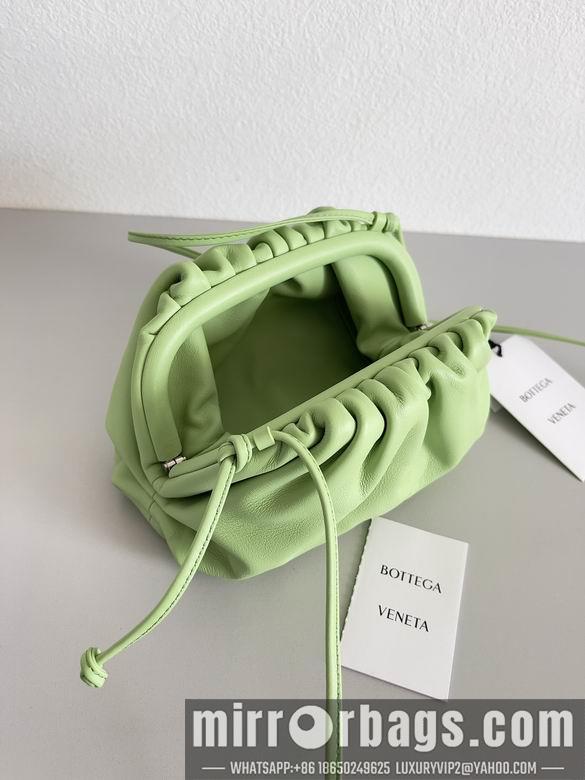 Bottega Veneta Replica Bags Pouch 23x13x5cm BG 27