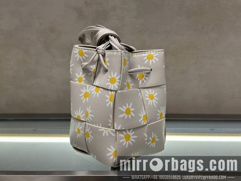 Bottega Veneta Replica Bags 8821 13X13X20cm 8820 11X11X16cm JY 2colour