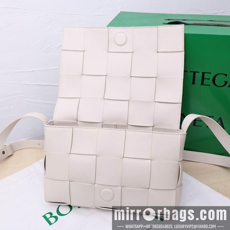 Bottega Veneta Replica Bags Cassette 3030 26X8X18cm XMY 2