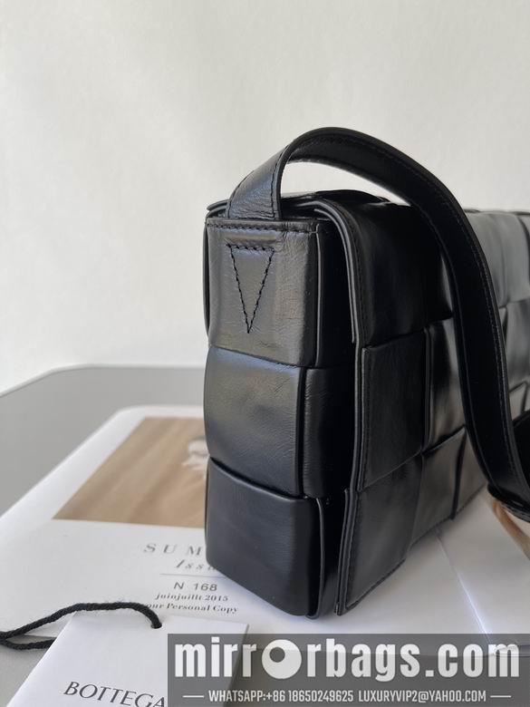 Bottega Veneta Replica Bags 667298 23x15x5cm BG 2